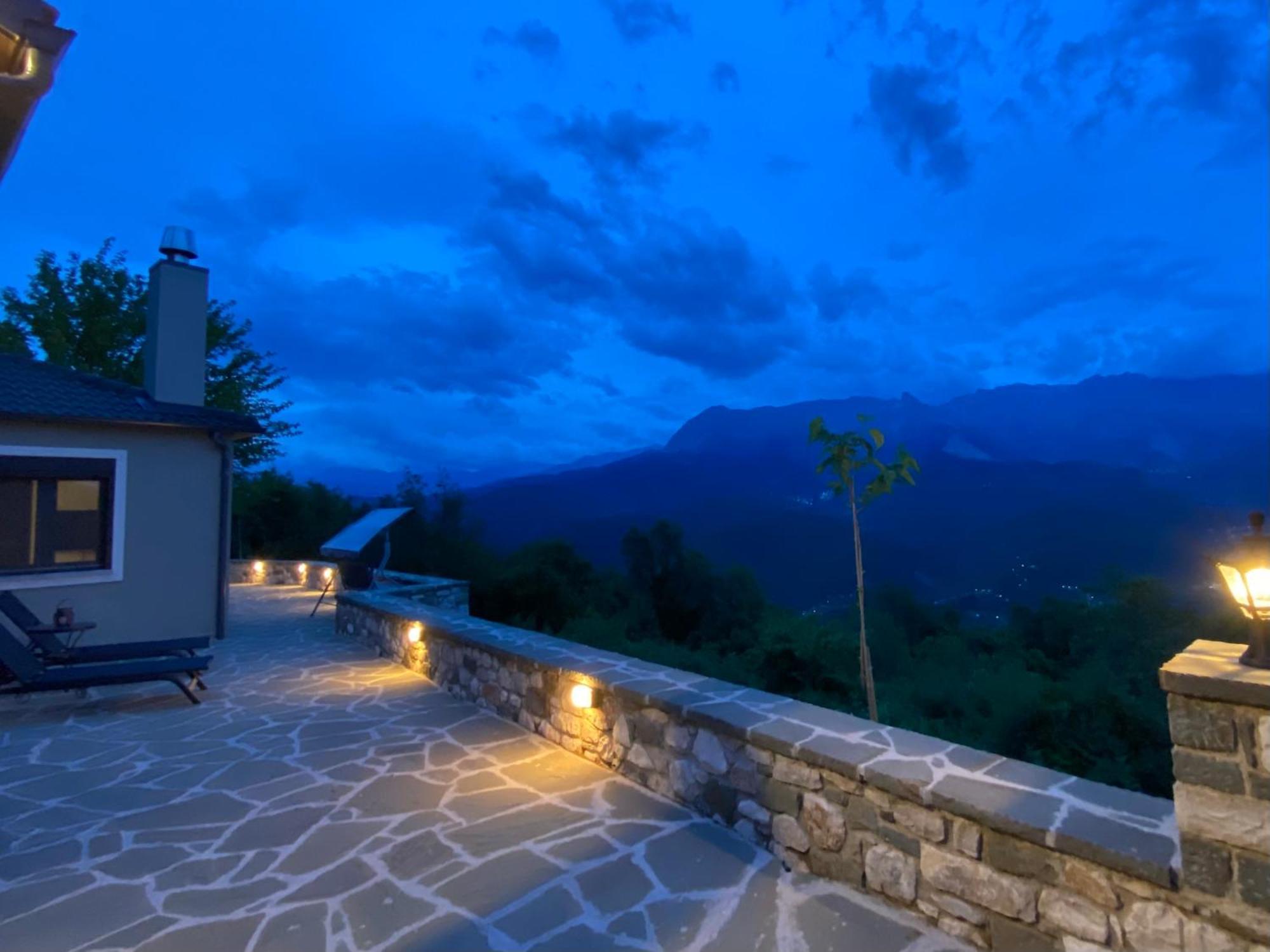Maison d'hôtes Tovouno à Plaka  Extérieur photo