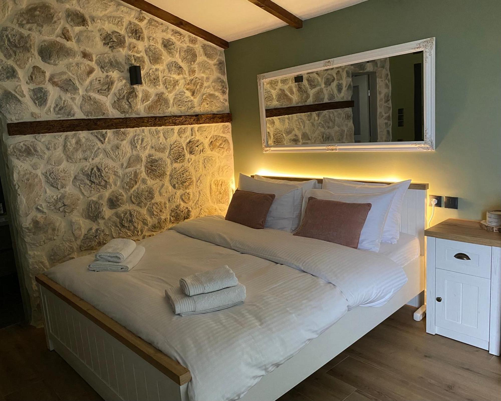 Maison d'hôtes Tovouno à Plaka  Extérieur photo