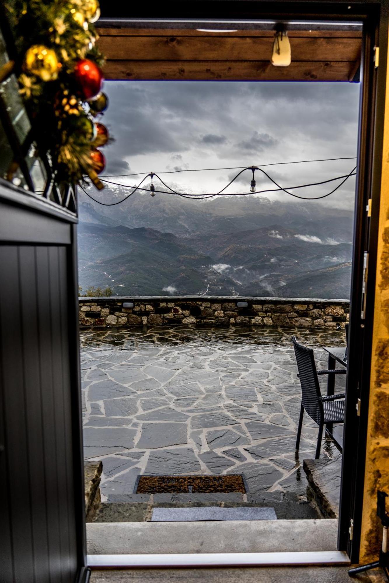 Maison d'hôtes Tovouno à Plaka  Extérieur photo
