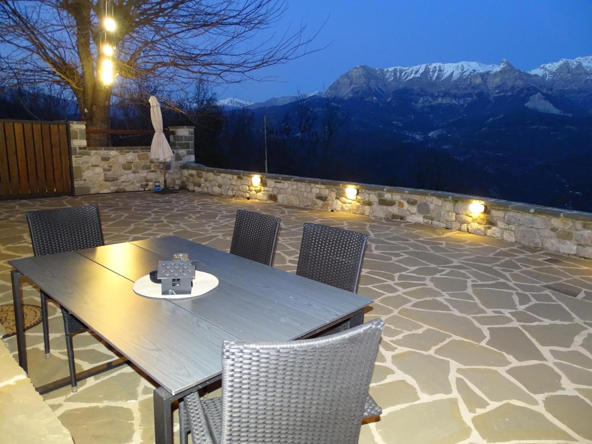 Maison d'hôtes Tovouno à Plaka  Extérieur photo
